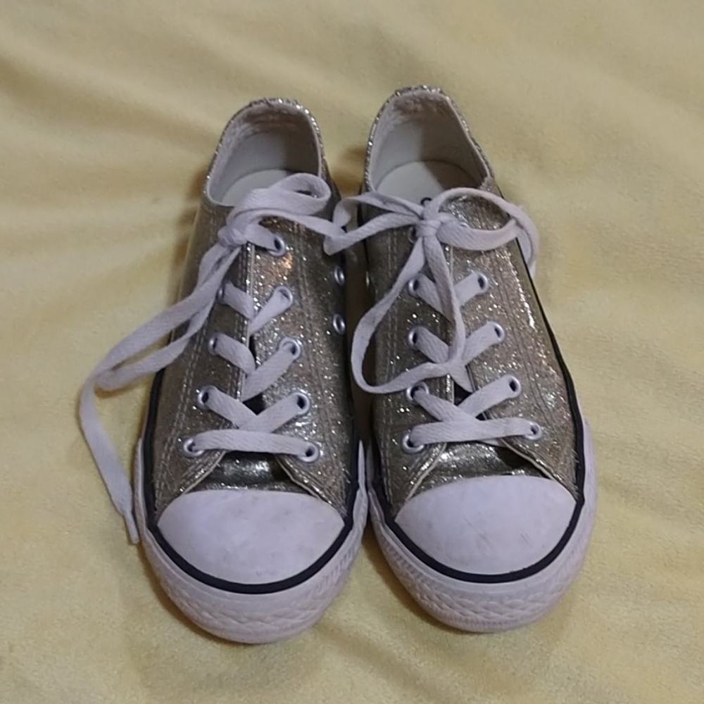 Girls converse shoes